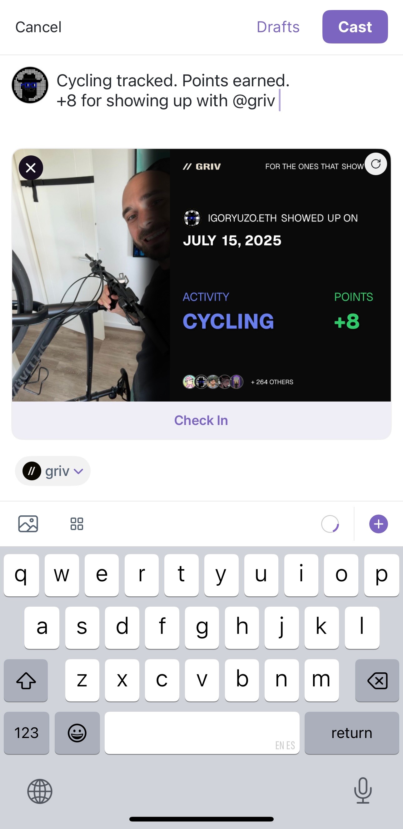 Share achievement to Farcaster